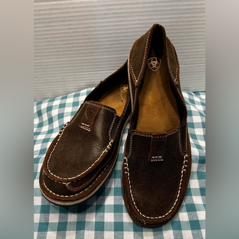 ARIAT CRUISER